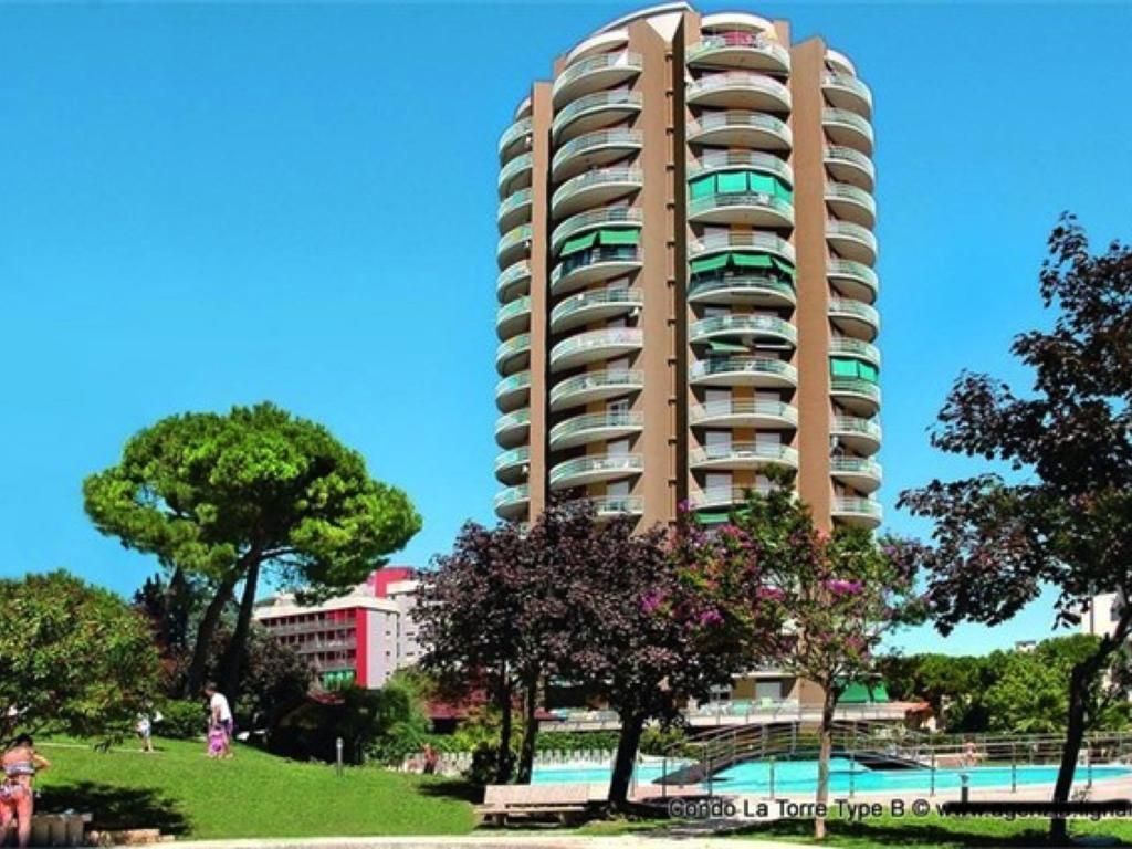 Lignano Sabbiadoro with pool Exterior foto
